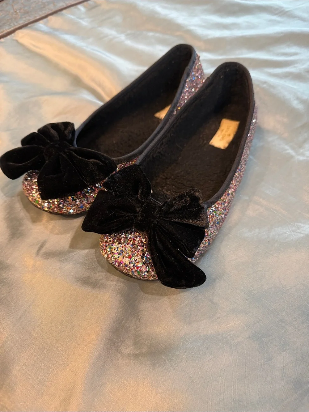 Kate Spade New York Sussex slipppers.